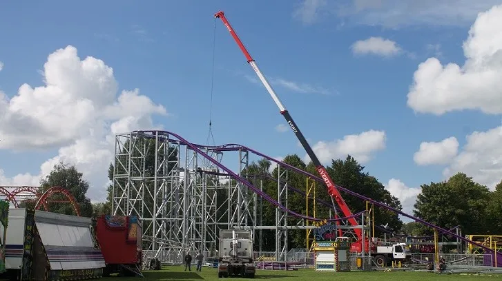 150902 oppbouw rollercoaster2 danny van den aarsen e1441233621980