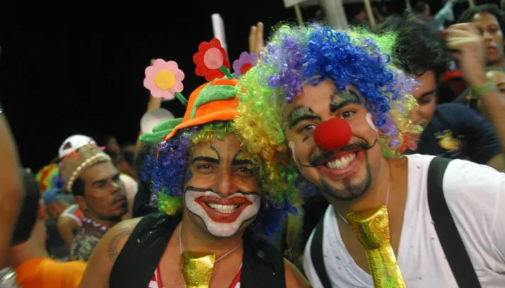 carnaval hq flickr bahia notcias cc by 20 715x408 1