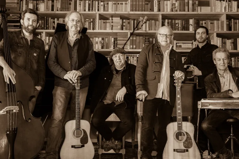 crosby stills nash young 35 van 37