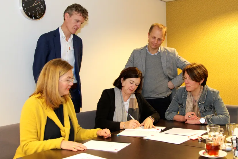ondertekening farmaceutische overeenkomst tantelouise bravis ziekenhuis januari 2018