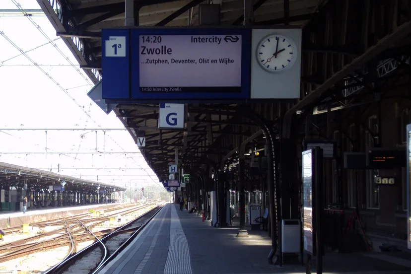 perron station roosendaa 2 e1430907968325