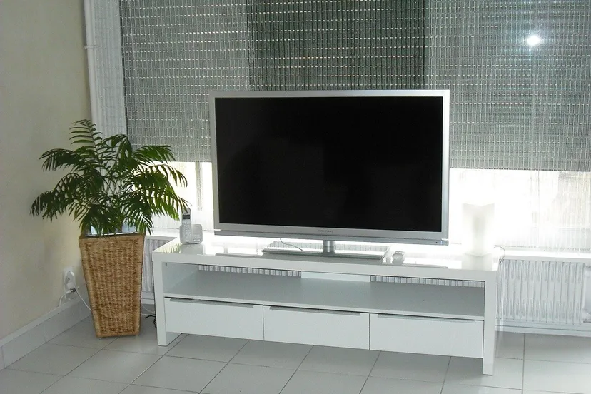 television 1226196 1280