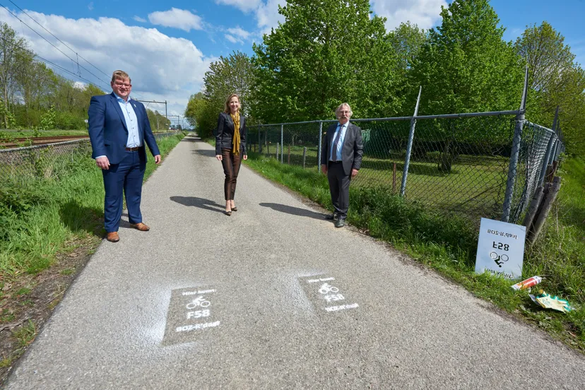 vlnr wethouder patrick van der velden staatssecretaris stientje van veldhoven wethouder cees lok