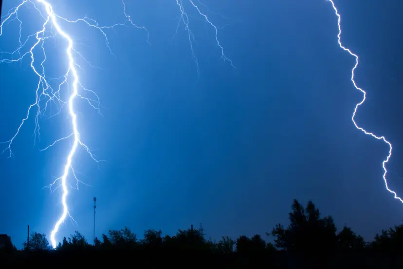diegotankograd-lightning-4013539