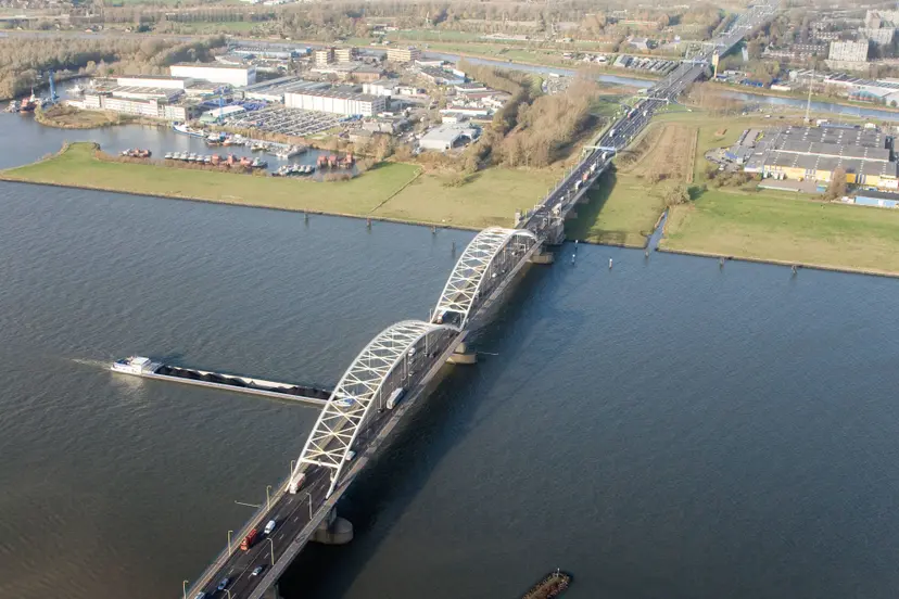 Merwedebrug_-_RWS_364426