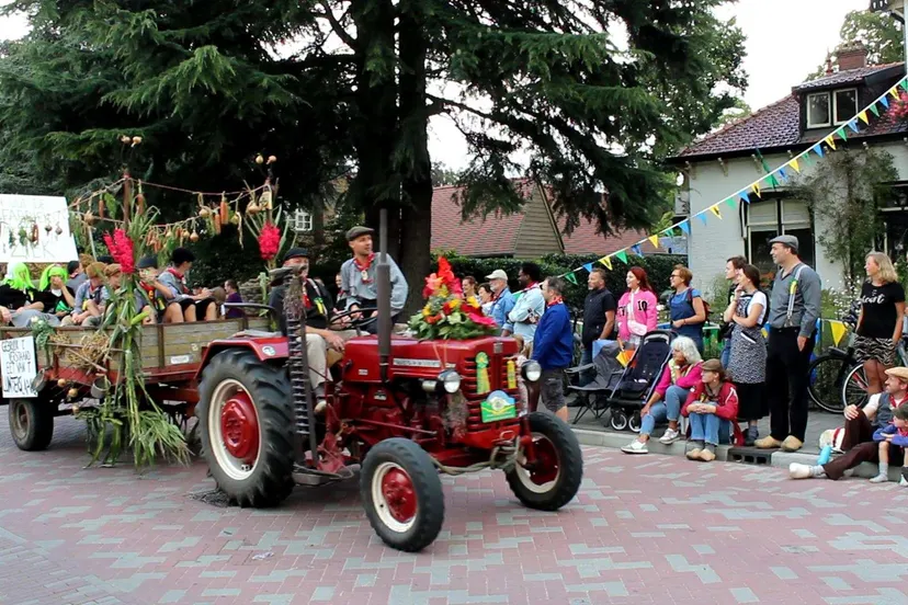 oud lunterse dag youtube