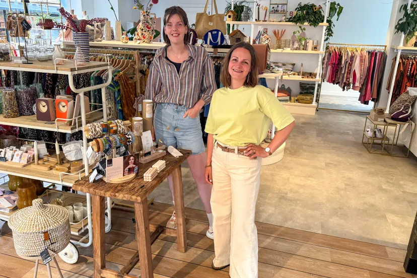 linda links en eline rechts in conceptstore streams verlaat1