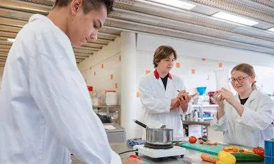 2024AeresMBOEdeHPV8877 cover  spiegelen