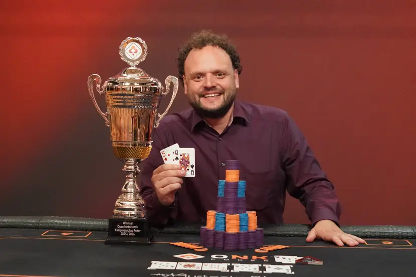 Julian_Hazelhof_Pokerkampioen_van_Nederland_2025-2026