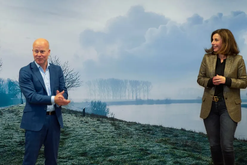 057 20211021 werkbezoek knops