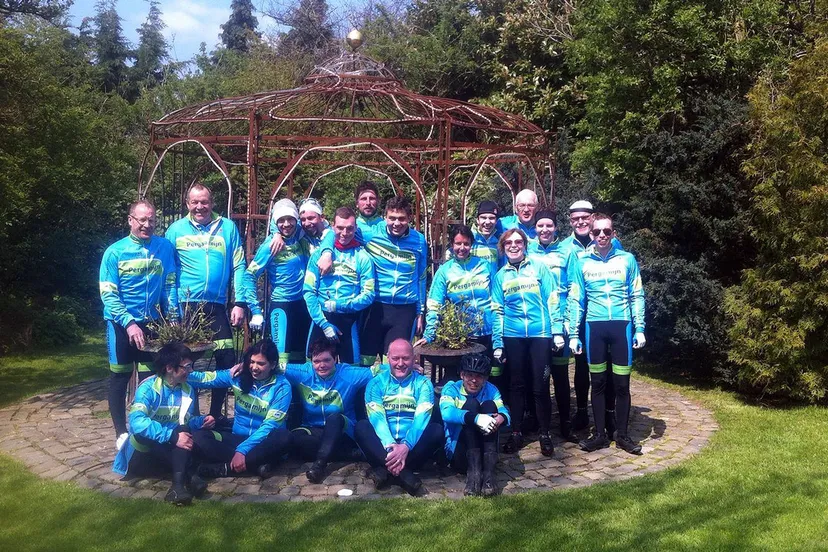 08 help de negen deelnemers van pergamijn naar de top van de mont ventoux