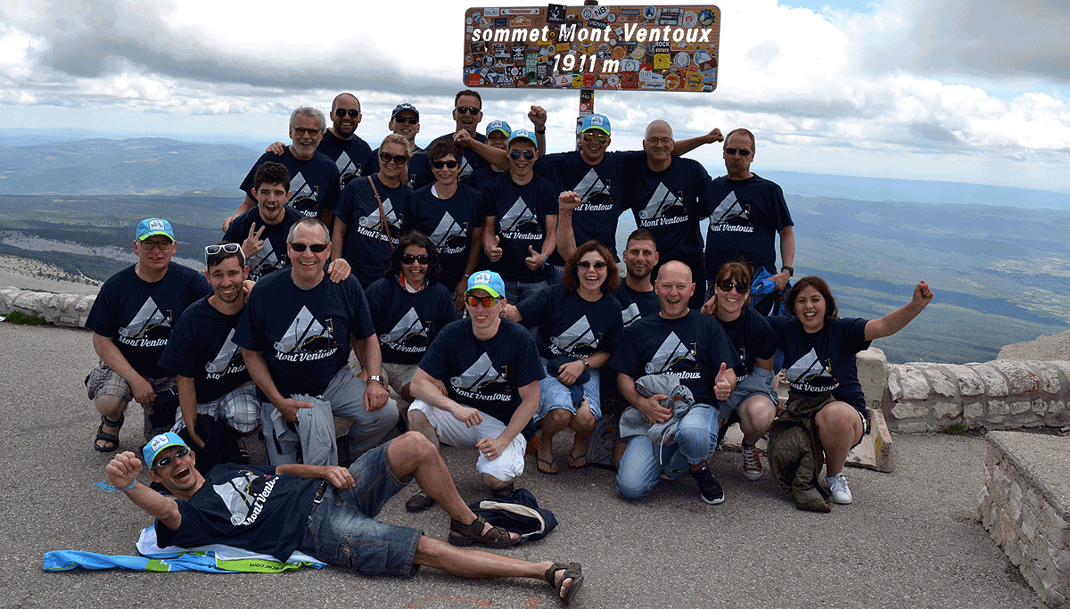 10 team pergamijn heeft de top van de mont ventoux bereikt