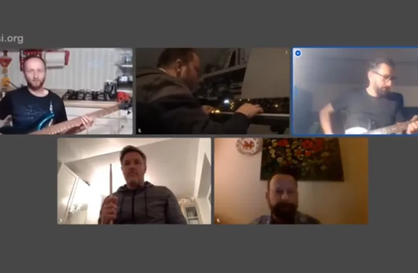 32 ohm looking at you