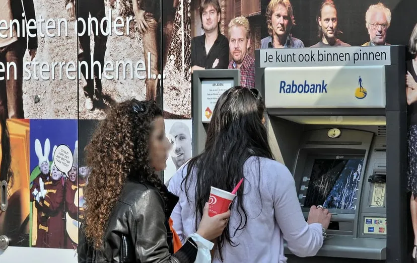 3493924742 1ec94dd093 o rabobank pinautomaat 72 41