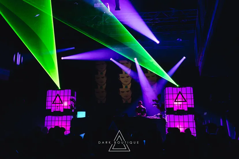 7 2 20dark boutique 1724 yannick speetjens