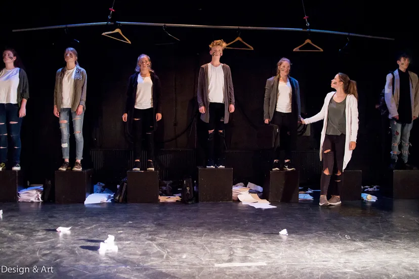 9 17 theaterschool 20170624 img 3346 klein 002 katja design and art