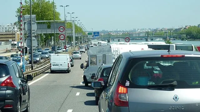 a7 bij lyon bluebreezewiki cc by sa 30 via wikimedia commons