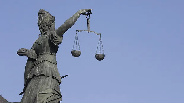 afcmh0rrdoy3wf6hm6dzrb1ql michael thurm justitia cc by nc sa 2