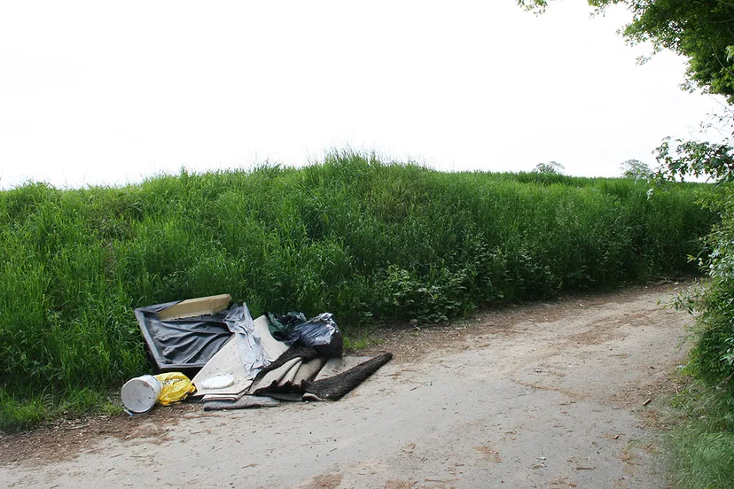 afval gedumpt bij de kollenberg
