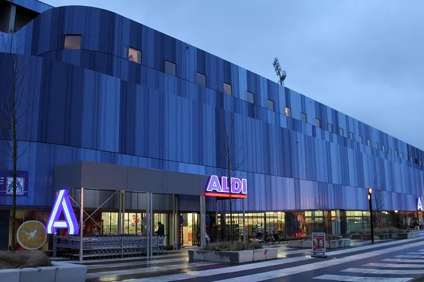 aldi bij fortuna stadion open