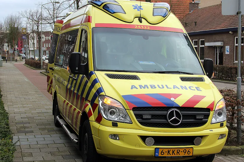 ambulance op de wilhelminastraat