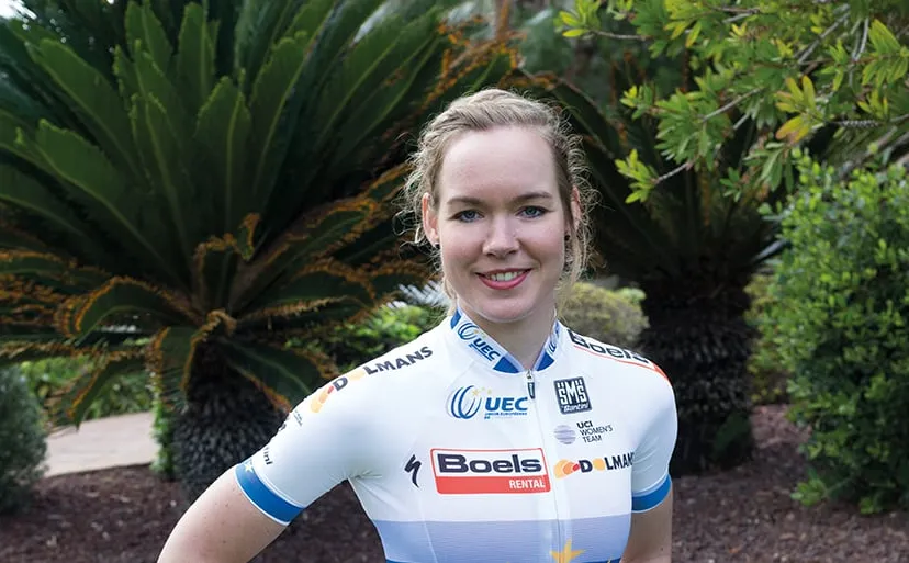 anna van der breggen wint amstel gold race 2017 boels dolmans cycling team george deswijzen