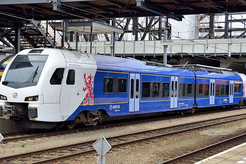 arrivatrein op station heerlen