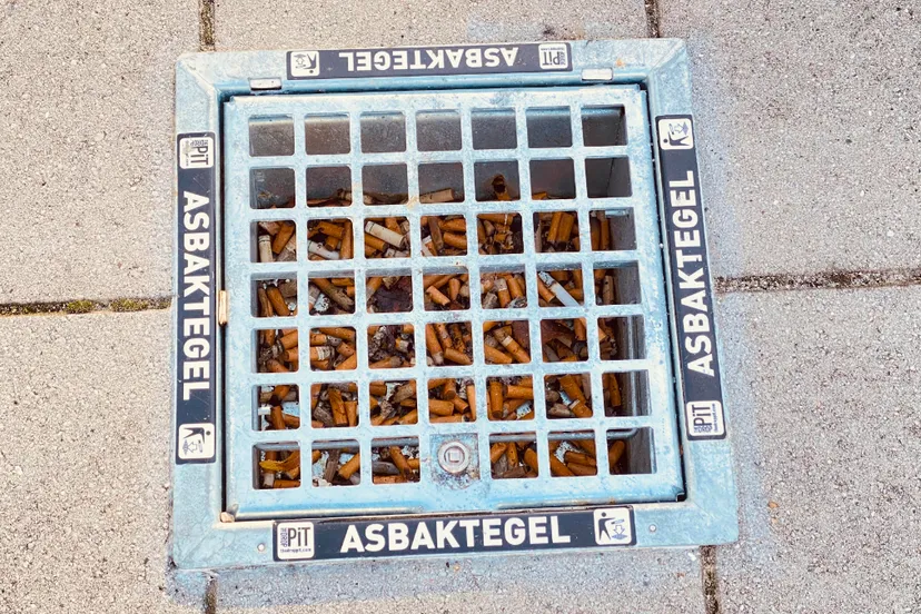 asbaktegel bij fontys