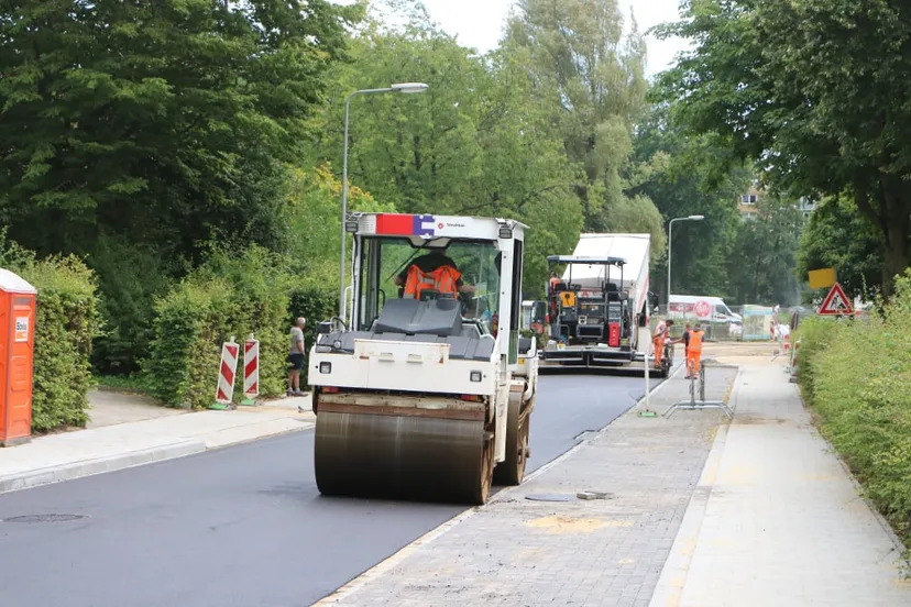 asfalteren molenweg sittard juli 2021