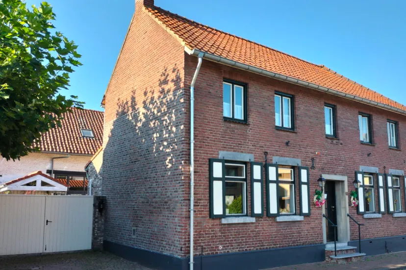 atelier jo frijns kerkstraat broeksittard foto angela bottenberg