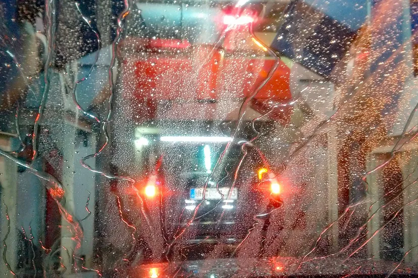 autowasstraat cc0 stephany albert via pixabay