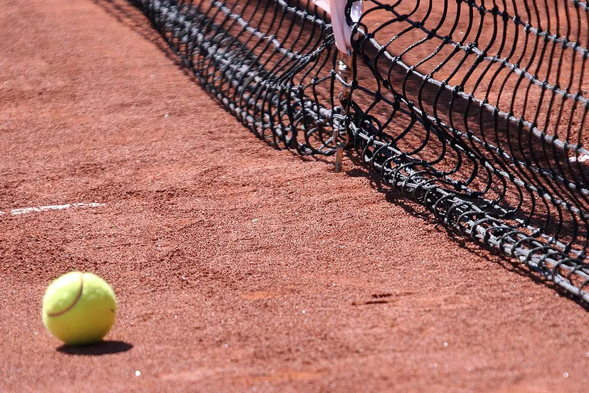 ball 968579 1280 gravel court tennis