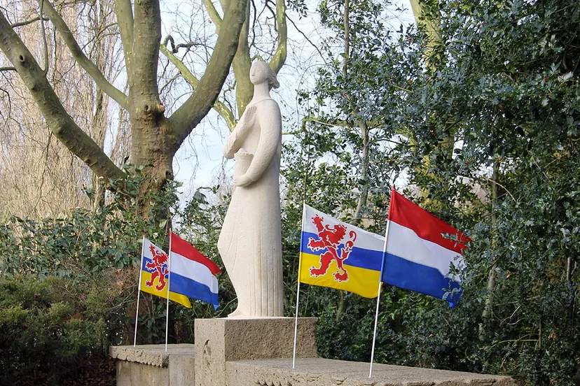 barbaraviering momument geleen