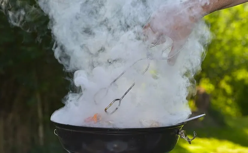 barbecue rook last van de buren