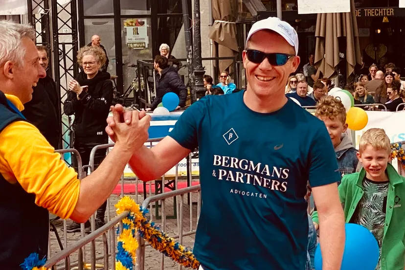 bart taks vierde winst kennedymars op rij 2023 passeert finish