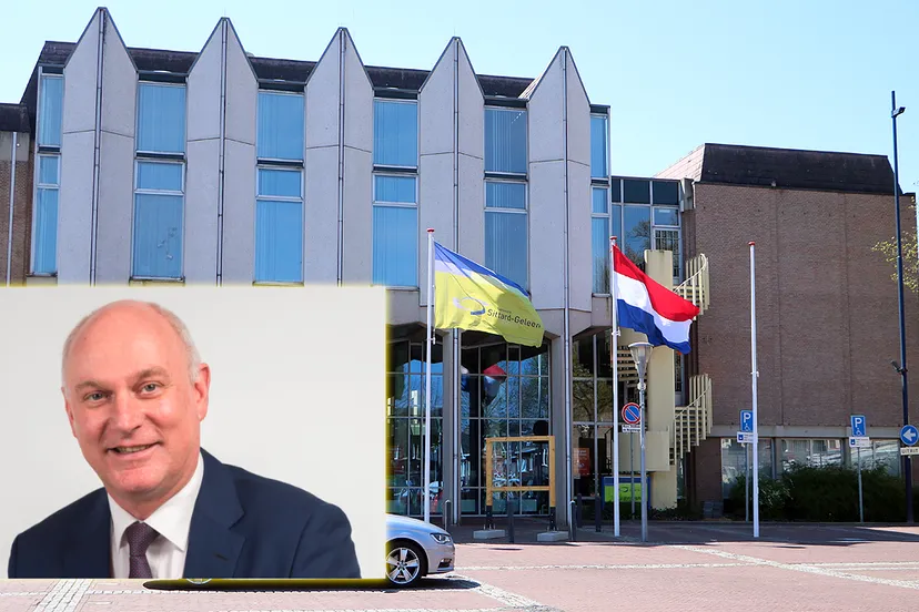 bert kamphuis d66 fractievoorzitter gemeentehuis geleen koningsdag 2021