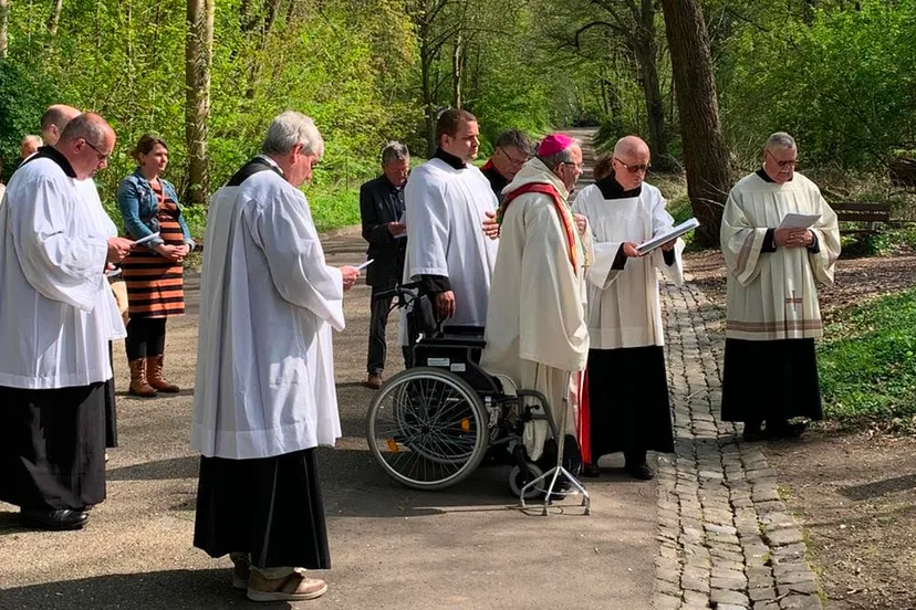 bisschop bij levetenhofke