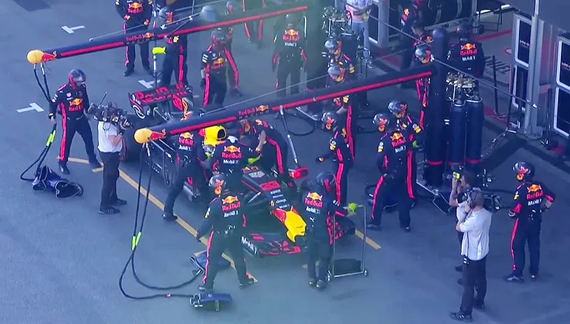 bkoe einde race voor verstappen