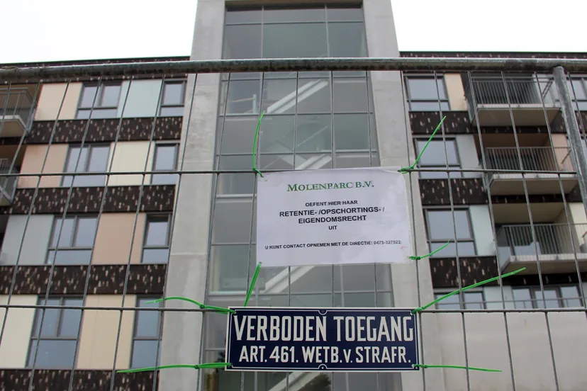 bp9xr1g8c5bs3917tz7d5e0b4 molenbeek project retentierecht verboden toegang