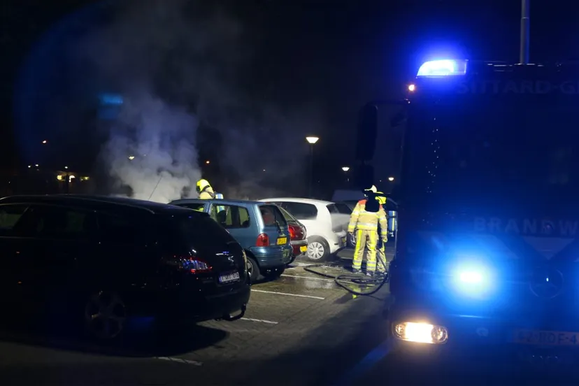 brand auto eisenhowerstraat foto bjorn de hoog 0