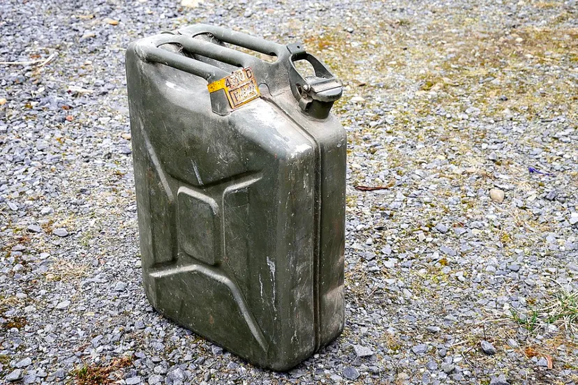 brandstof jerrycan