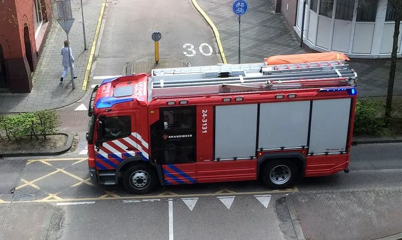brandweer rukt uit naar kennedysingel op 18 april 2016 1612 uur