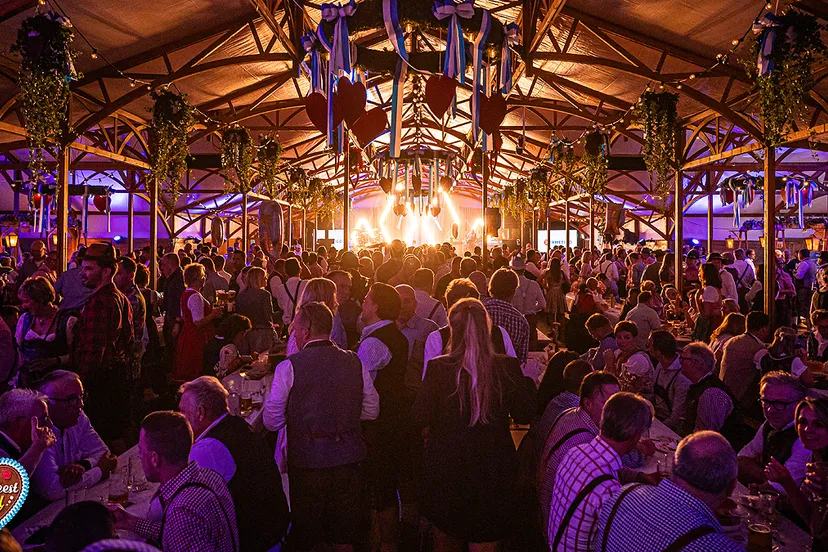 brauhaus brand 2023 10 17 oktoberfeest dinsdag rockateer previews 013