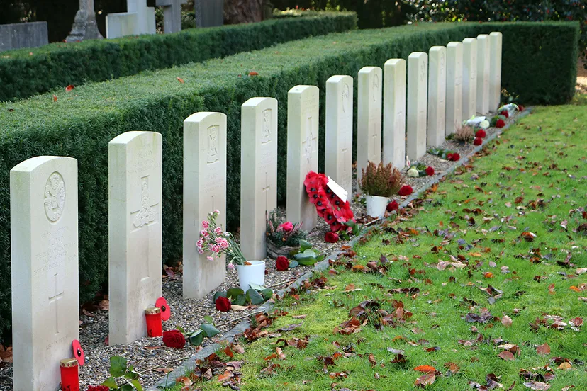 britse oorlogsgraven op algemene begraafplaats