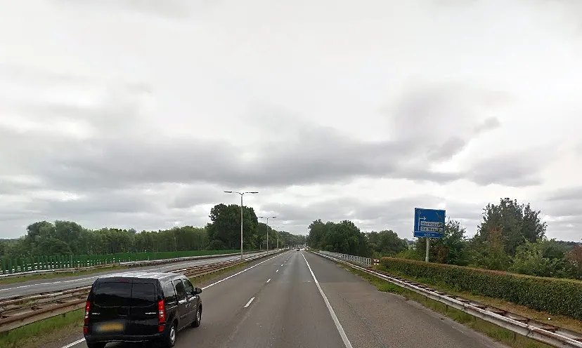 brug noorderplas roermond
