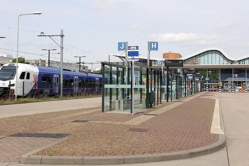 busstation sittard ns station staking arriva 1 mei 2018