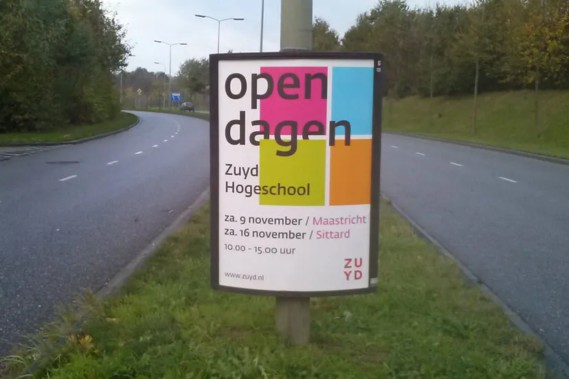 buuhynf2a5820scmkffsh3i5i reclame displays a0 gemeente