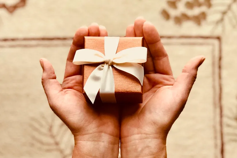 cadeautje cc0 via pexels