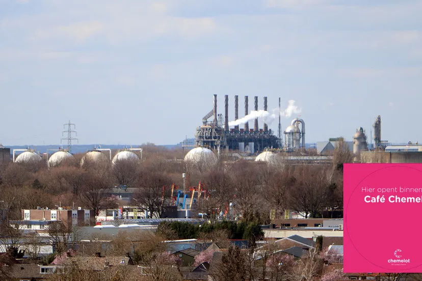 cafe chemelot olefins 4 nak 4 sabic op chemelot vanaf dak van goyenflat gezien