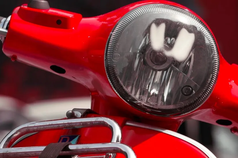 cc0 via pxhere scooter snorfiets snorscooter